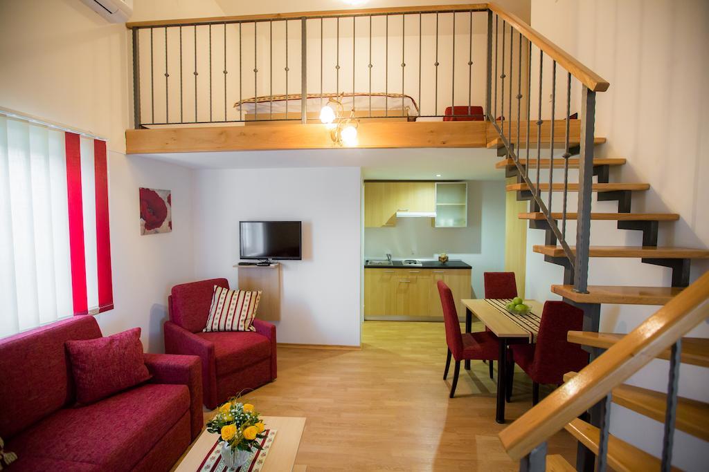 Apartments And Rooms Millennium Огулин Номер фото